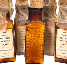 Load image into Gallery viewer, WWI US Army Medical Pill Bottle, Plumbi Acetas, Aug 20, 1918
