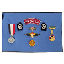 Load image into Gallery viewer, Desert Storm Iraqi Army Special Forces Paratrooper Insignia Group