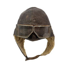 Load image into Gallery viewer, WWI US Army Leather Fleece Lined Flight Helmet with French Made Goggles