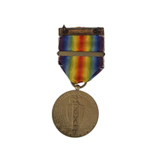 Load image into Gallery viewer, WWI US Army Victory Medal w/ France Clasp