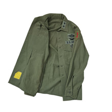 Load image into Gallery viewer, Post-Vietnam War US Army Uniform of Maj. Gen. (Later Lt. Gen) Edward A. Partain