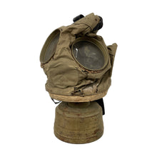 Load image into Gallery viewer, WWI US Navy M1917 Mark I Gas Mask