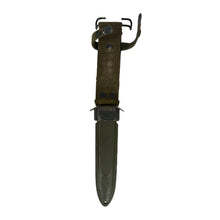 Load image into Gallery viewer, WWII Era US M4 Bayonet w/ M8 Scabbard