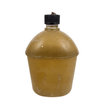 Load image into Gallery viewer, WWII US Ethocel Plastic Canteen w/ Flat Top Cap, G.I., 1943