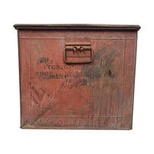 Load image into Gallery viewer, WWI US Army Medical Surgical Dressing Metal Chest