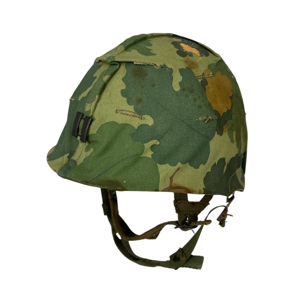 Vietnam War US Army M1 Helmet w/ Paratrooper M1C Liner