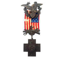 Load image into Gallery viewer, Spanish American War US Veterans Medal w/ Ribbon