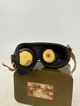 Load image into Gallery viewer, WWII US Navy Contract Variable Density Goggles w/ Tin