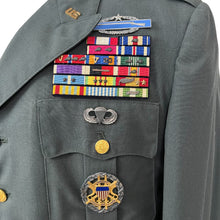 Load image into Gallery viewer, US Army General William R. Richardson Uniforms, Flag and Plaque Grouping