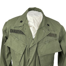 Load image into Gallery viewer, Vietnam War US Army Poplin OG-107 Coat, BG Caruthers, CG Div Art, 1st Inf Div, Silver Star