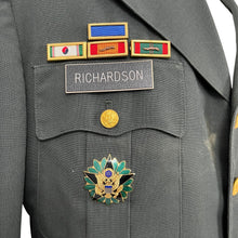 Load image into Gallery viewer, US Army General William R. Richardson Uniforms, Flag and Plaque Grouping