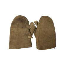 Load image into Gallery viewer, WWII Japanese Army Winter Fur Mittens