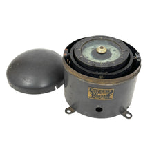 Load image into Gallery viewer, WWII Japanese Navy Type 2 Gyrocompass w/ Lid, 1945