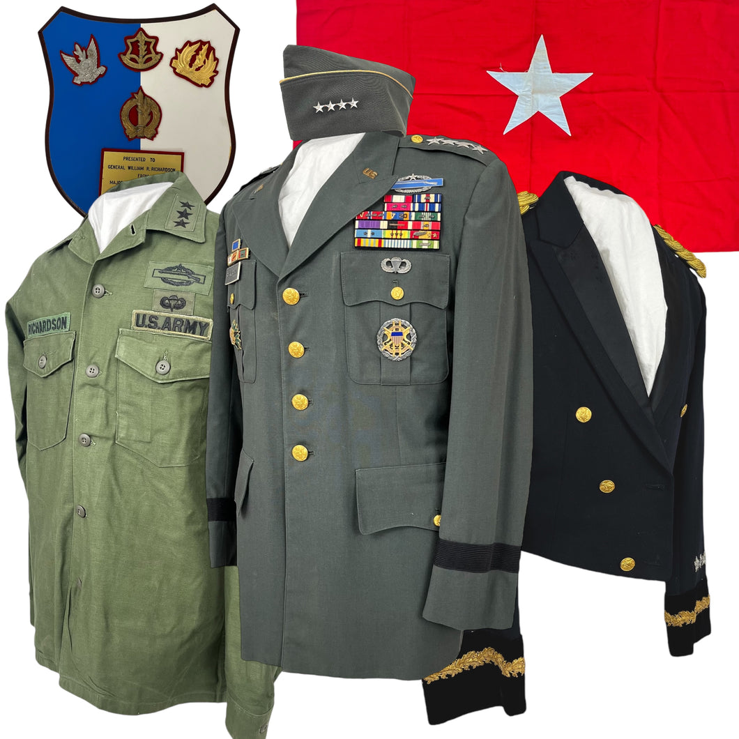 US Army General William R. Richardson Uniforms, Flag and Plaque Grouping